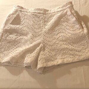 Simply Vera Vera Wang White Cotton Eyelet Shorts; Small; Pre-Owned